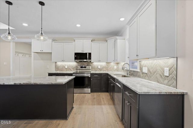 81 Birchtop Circle, Zebulon, NC 27597