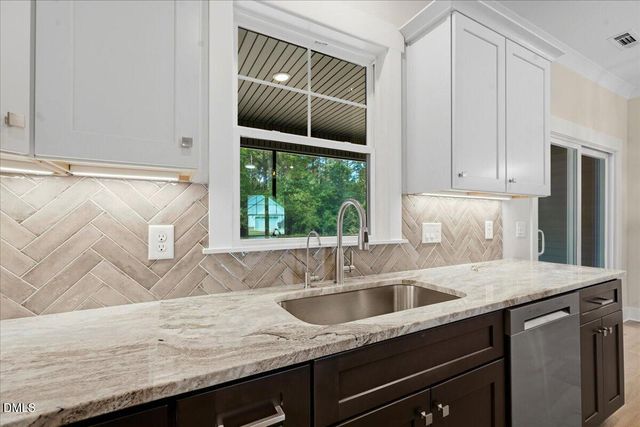81 Birchtop Circle, Zebulon, NC 27597
