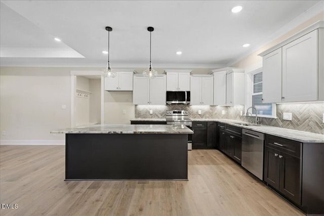 81 Birchtop Circle, Zebulon, NC 27597
