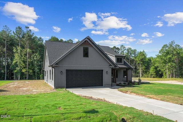 81 Birchtop Circle, Zebulon, NC 27597