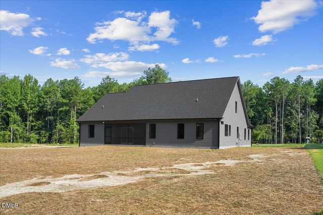 81 Birchtop Circle, Zebulon, NC 27597