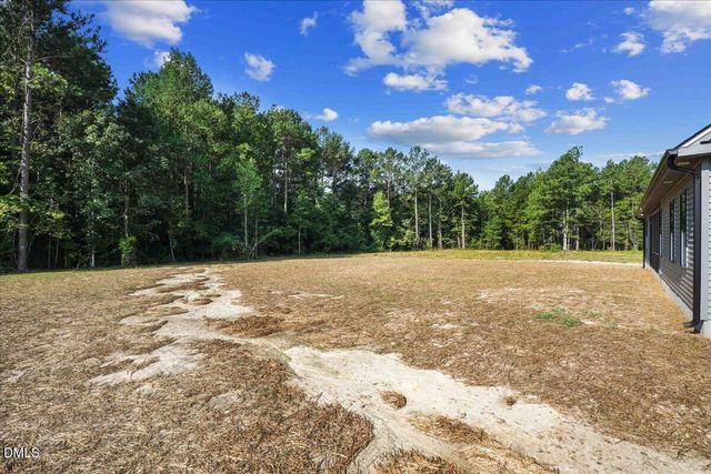 81 Birchtop Circle, Zebulon, NC 27597