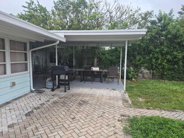 908 S K Street, Lake Worth Beach, FL 33460