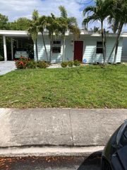 908 S K Street, Lake Worth Beach, FL 33460