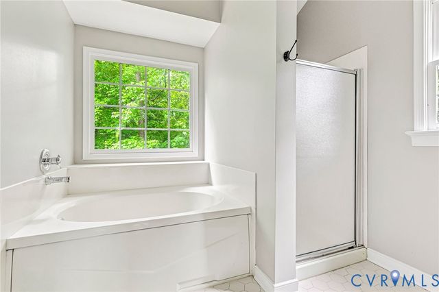 9262 Smallwood Ct, Mechanicsville, VA 23116