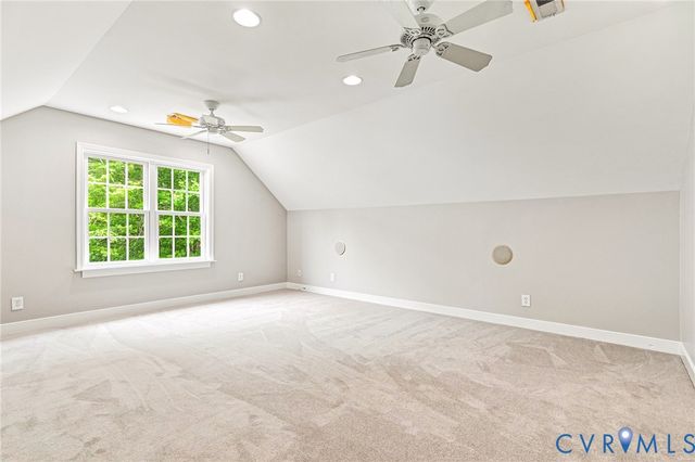 9262 Smallwood Ct, Mechanicsville, VA 23116