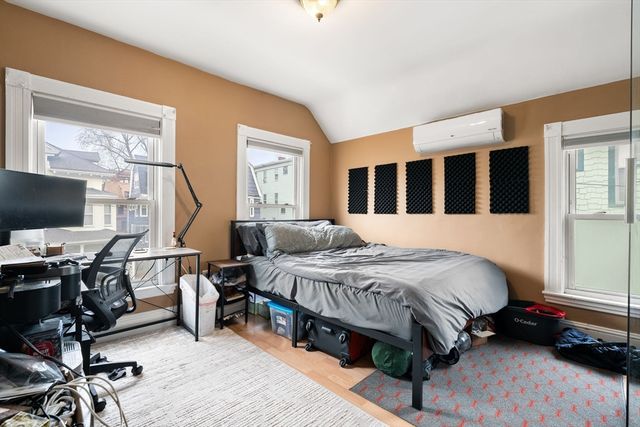 12 Pomeroy St, Boston, MA 02134