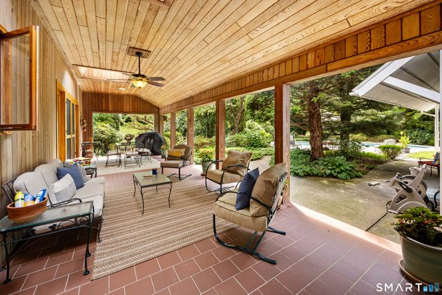 885 South Brooksvale Road, Cheshire, CT 06410