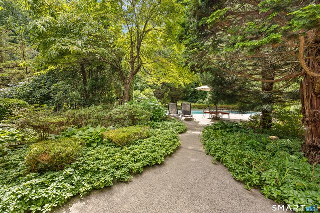 885 South Brooksvale Road, Cheshire, CT 06410