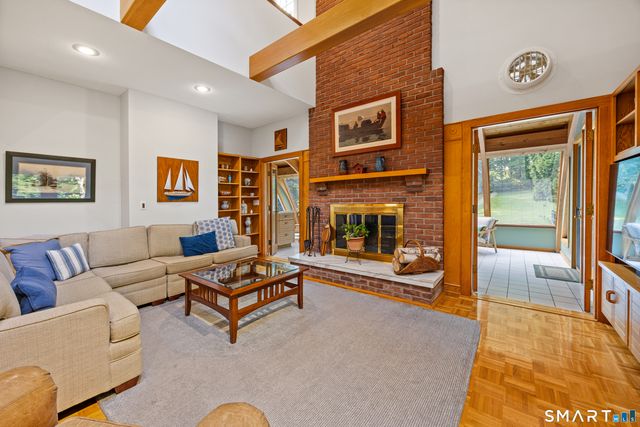 885 South Brooksvale Road, Cheshire, CT 06410