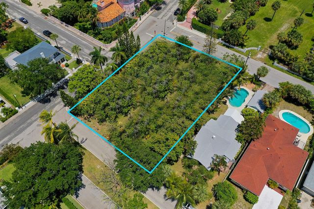 502 S Palmway, Lake Worth Beach, FL 33460