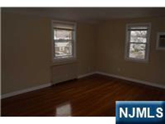 62 Reid Avenue, Bergenfield, NJ 07621