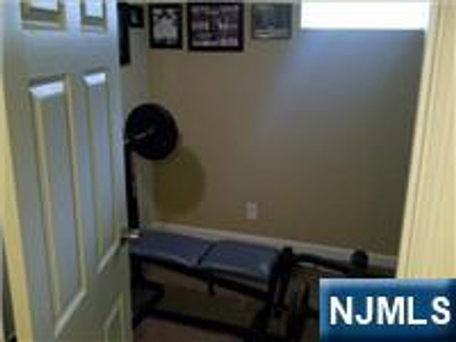 62 Reid Avenue, Bergenfield, NJ 07621