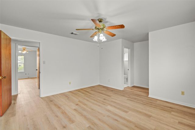 119 Poppy Street, Lake Jackson, TX 77566