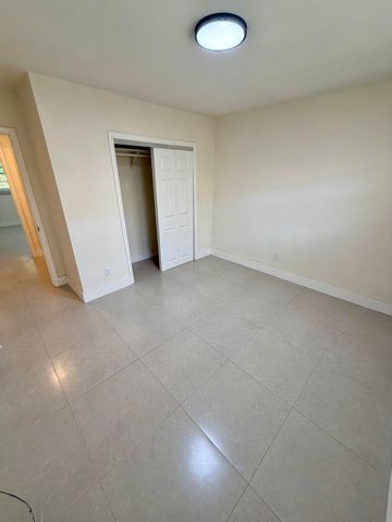 2851 NW 11TH Place 1-3, Fort Lauderdale, FL 33311