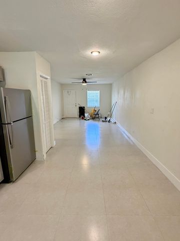 2851 NW 11TH Place 1-3, Fort Lauderdale, FL 33311