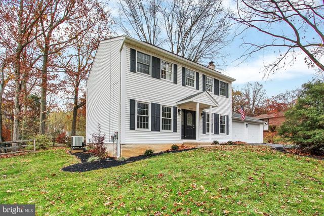 6157 BURNING TREE LN, Fayetteville, PA 17222