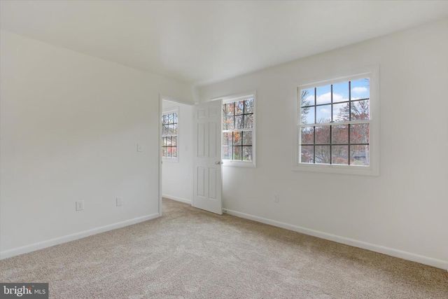 6157 BURNING TREE LN, Fayetteville, PA 17222