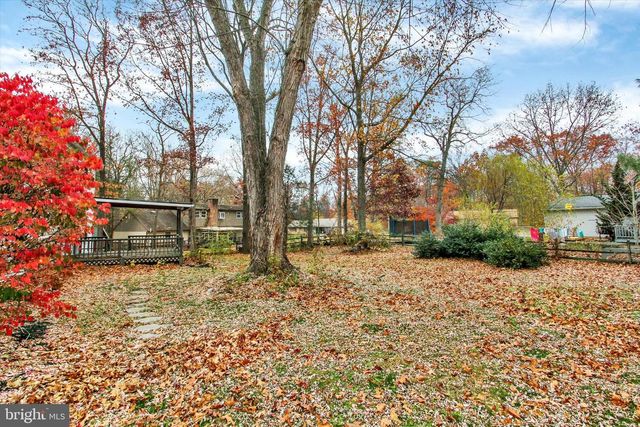 6157 BURNING TREE LN, Fayetteville, PA 17222