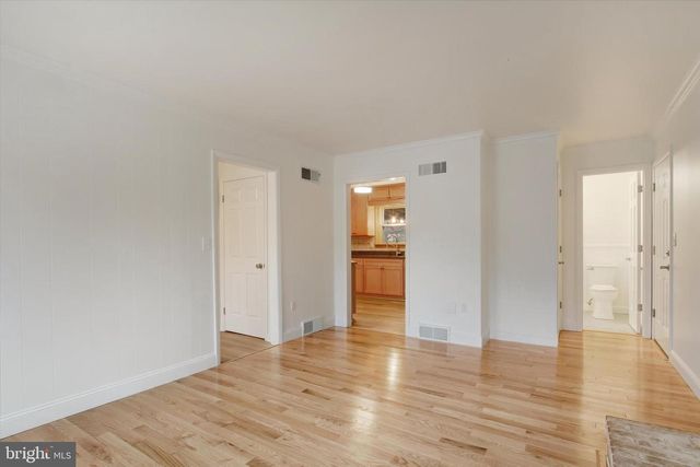 6157 BURNING TREE LN, Fayetteville, PA 17222