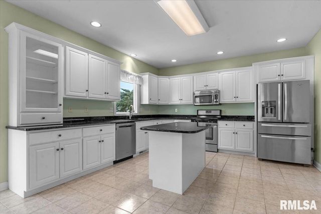 3617 Sundance Drive, Springfield, IL 62711