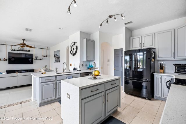 4215 Maplehurst Way, Spring Hill, FL 34609