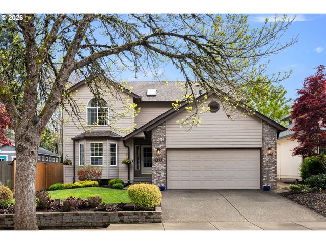 2020 Ne 51ST Ave, Hillsboro, OR 97124