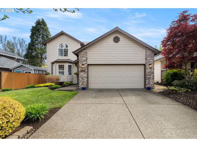 2020 Ne 51ST Ave, Hillsboro, OR 97124