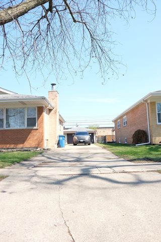 14435 Karlov Avenue, Midlothian, IL 60445