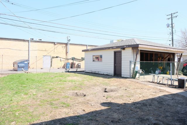 14435 Karlov Avenue, Midlothian, IL 60445