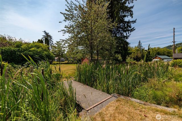 2248 Old Highway 99 Road N, Burlington, WA 98233