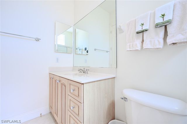 3745 Montreux LN 3-202, Naples, FL 34114