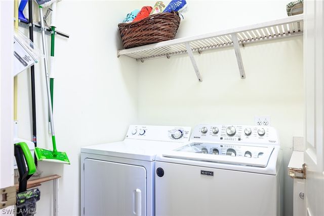 3745 Montreux LN 3-202, Naples, FL 34114