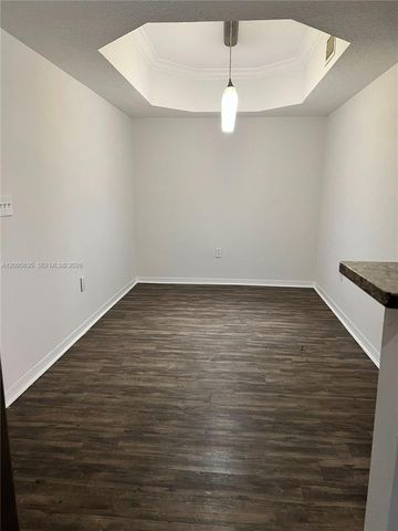 230 SW 117th Terrace 11207, Pembroke Pines, FL 33025