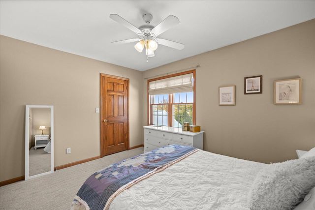 4704 W Xavier DRIVE, Franklin, WI 53132