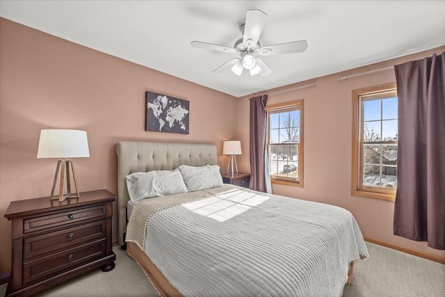 4704 W Xavier DRIVE, Franklin, WI 53132