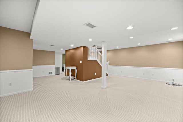 4704 W Xavier DRIVE, Franklin, WI 53132