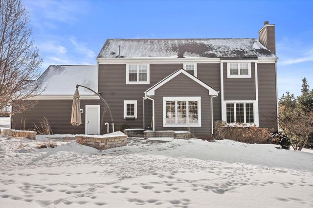 4704 W Xavier DRIVE, Franklin, WI 53132