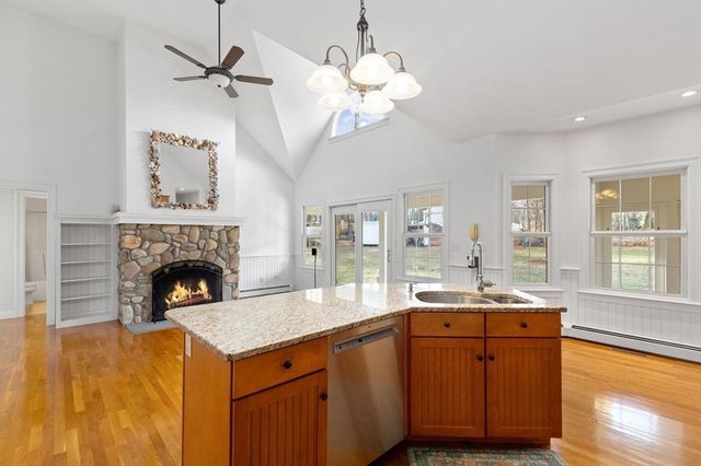 10 Proudfoot Way, Hanson, MA 02341