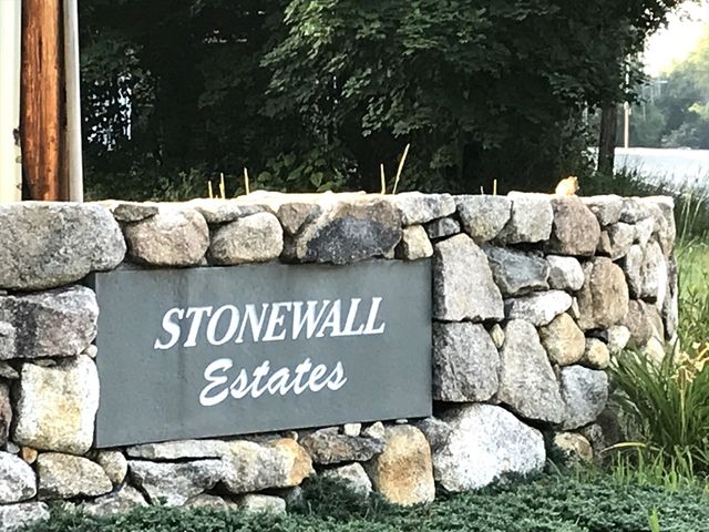 10 Proudfoot Way, Hanson, MA 02341