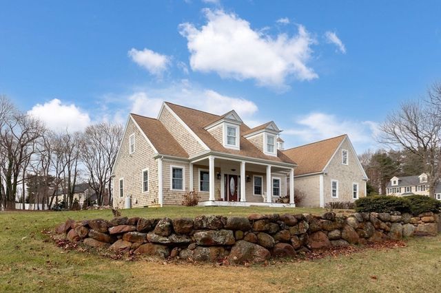 10 Proudfoot Way, Hanson, MA 02341