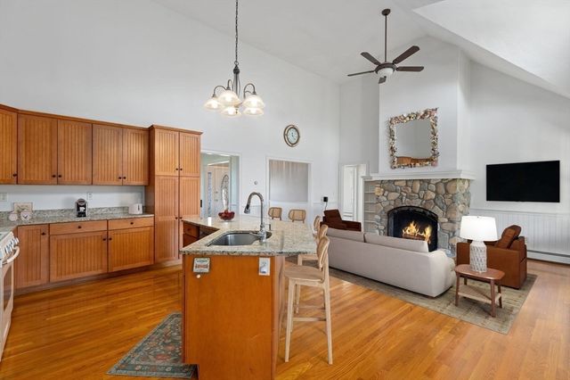 10 Proudfoot Way, Hanson, MA 02341