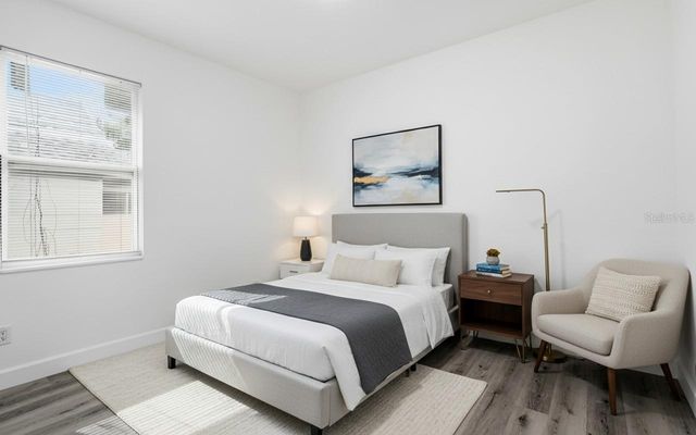 1535 13TH STREET S, St Petersburg, FL 33705