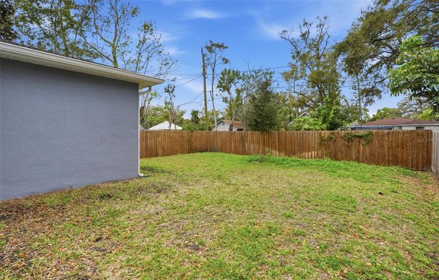 1535 13TH STREET S, St Petersburg, FL 33705