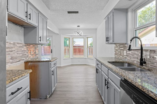 6425 Grasshopper Drive, Watauga, TX 76148