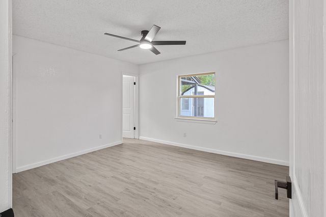 6425 Grasshopper Drive, Watauga, TX 76148