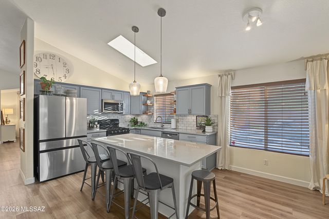 3718 W Sundial Place, Tucson, AZ 85742