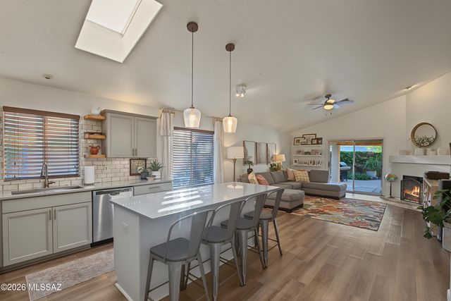 3718 W Sundial Place, Tucson, AZ 85742