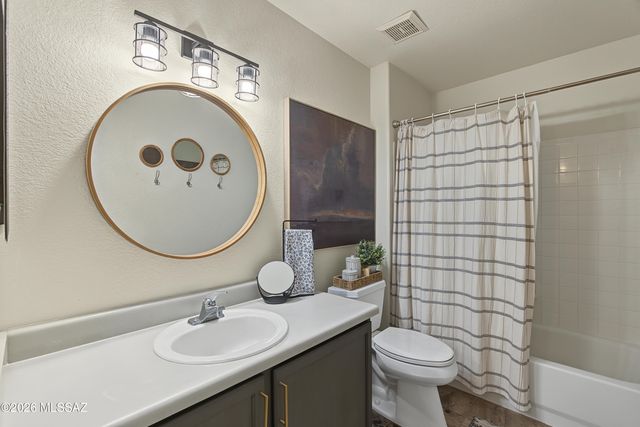 3718 W Sundial Place, Tucson, AZ 85742