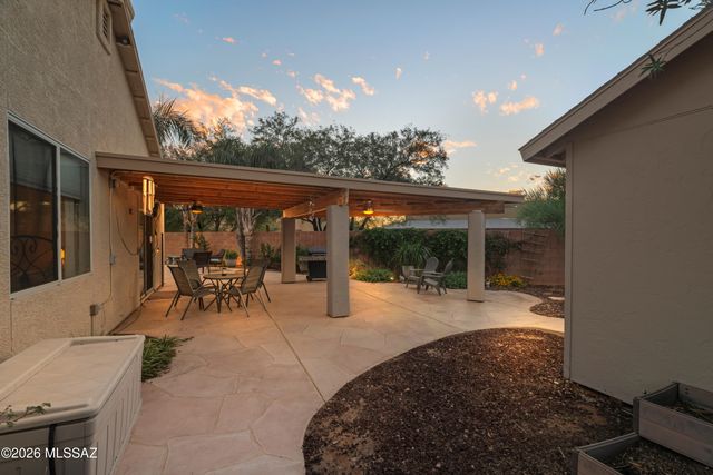 3718 W Sundial Place, Tucson, AZ 85742